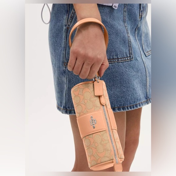 COACH NOLITA BARREL BAG IN SIGNATURE JACQUARD- NWT - Picture 5 of 5